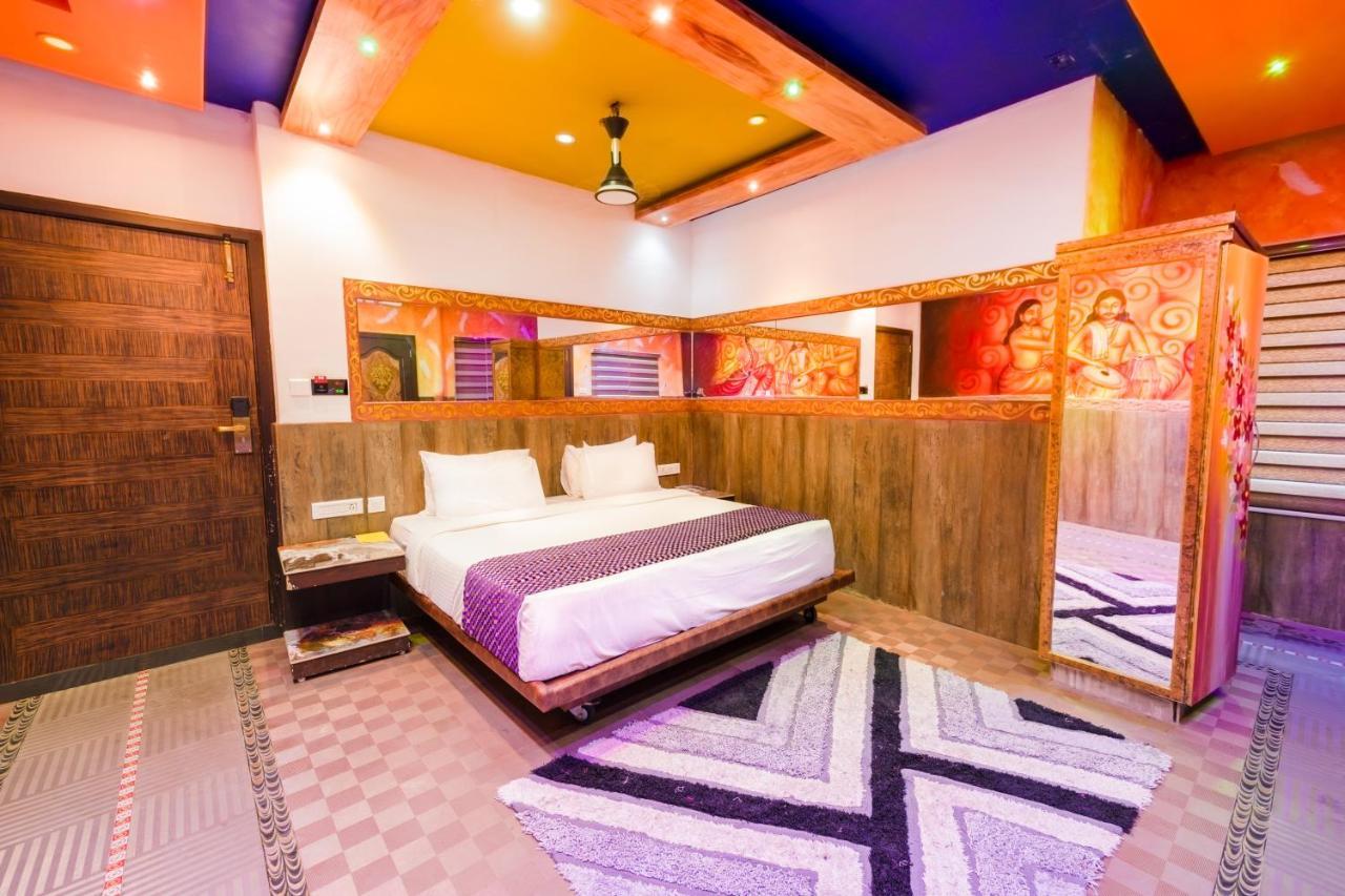 Parakkat Nature Resort Munnar Eksteriør billede