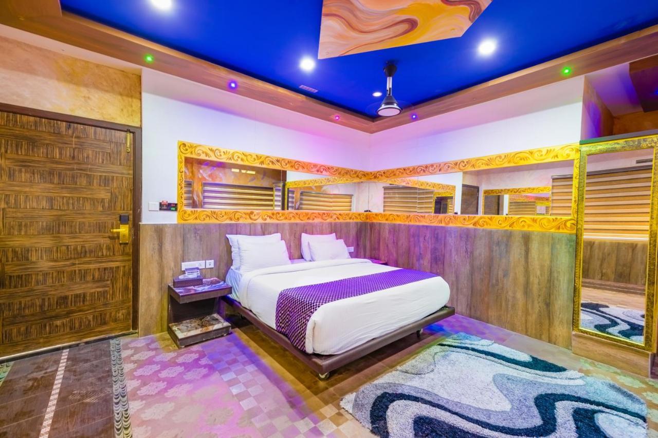 Parakkat Nature Resort Munnar Eksteriør billede